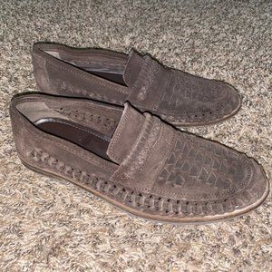 London Street Loafers Size 9